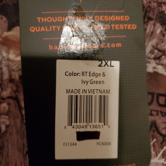 Realtree 1/4 zip pullover - Picture 4 of 4